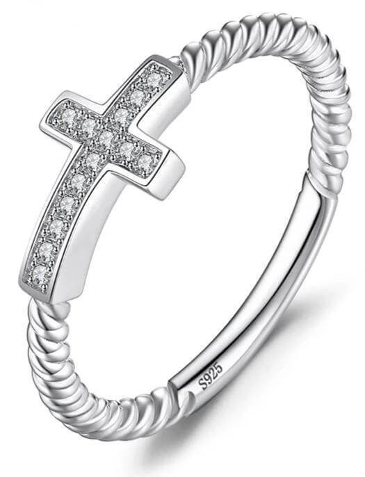 bague-religieuse-argent-diamant-femme